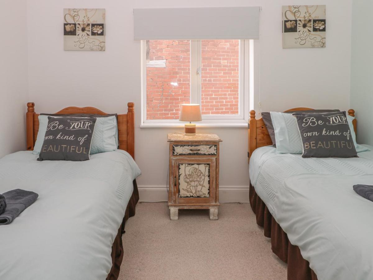 Cosy Coast Cottage Bridlington Exterior photo
