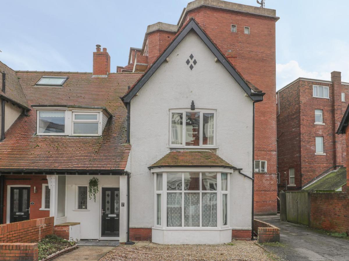 Cosy Coast Cottage Bridlington Exterior photo
